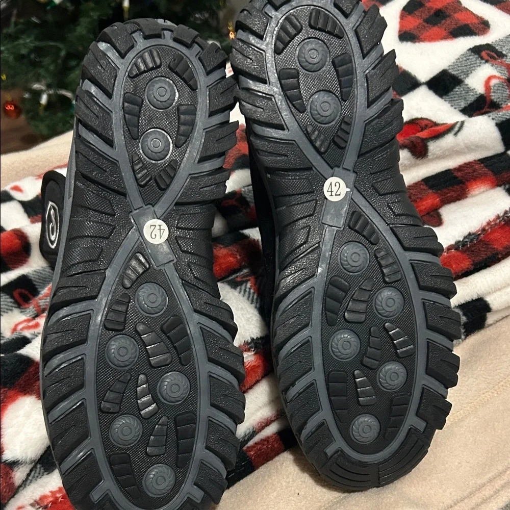 Women Winter Hiking Boots: Waterproof Fur Lined Anti Slip Outdoor Boots